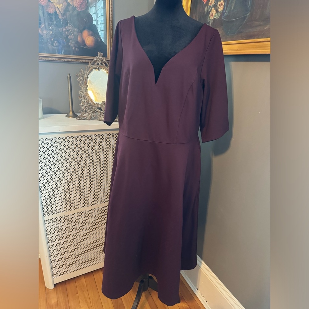 City Chic Cute Girl Elbow Sleeve Dress Size 18